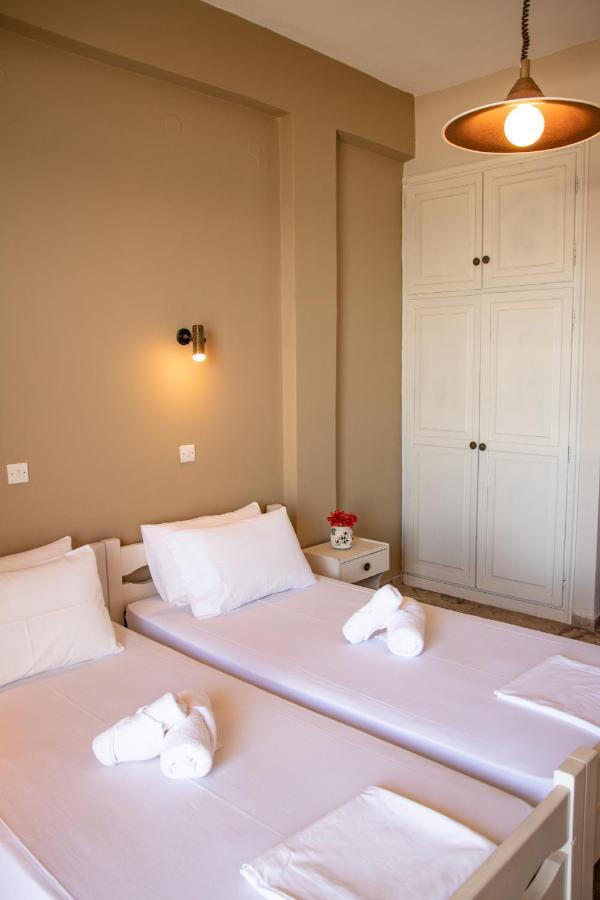 De La Plage Hotel Koroni Extérieur photo