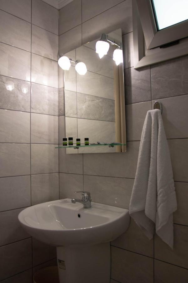 De La Plage Hotel Koroni Extérieur photo