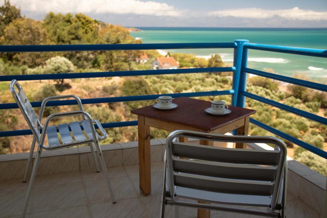 De La Plage Hotel Koroni Extérieur photo
