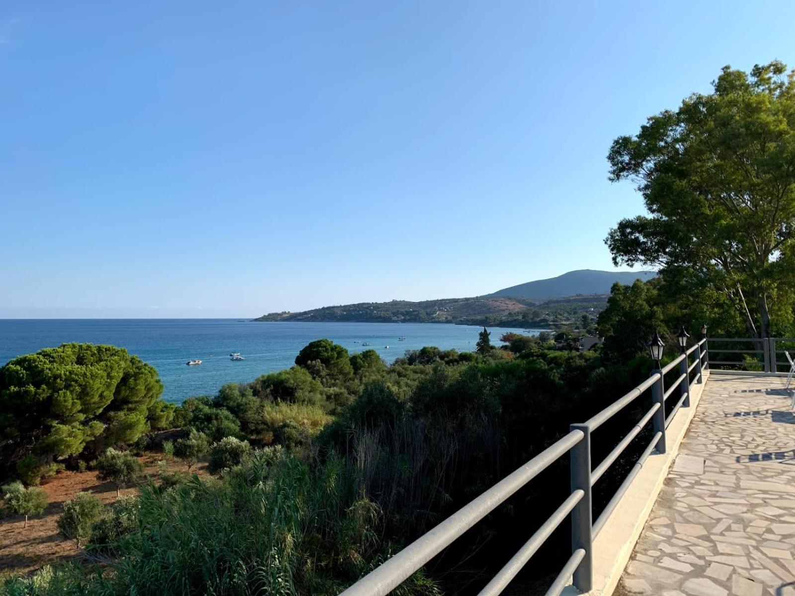 De La Plage Hotel Koroni Extérieur photo