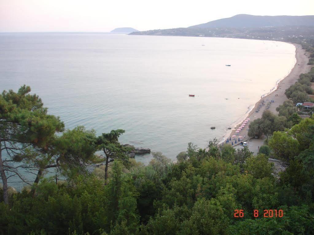 De La Plage Hotel Koroni Extérieur photo